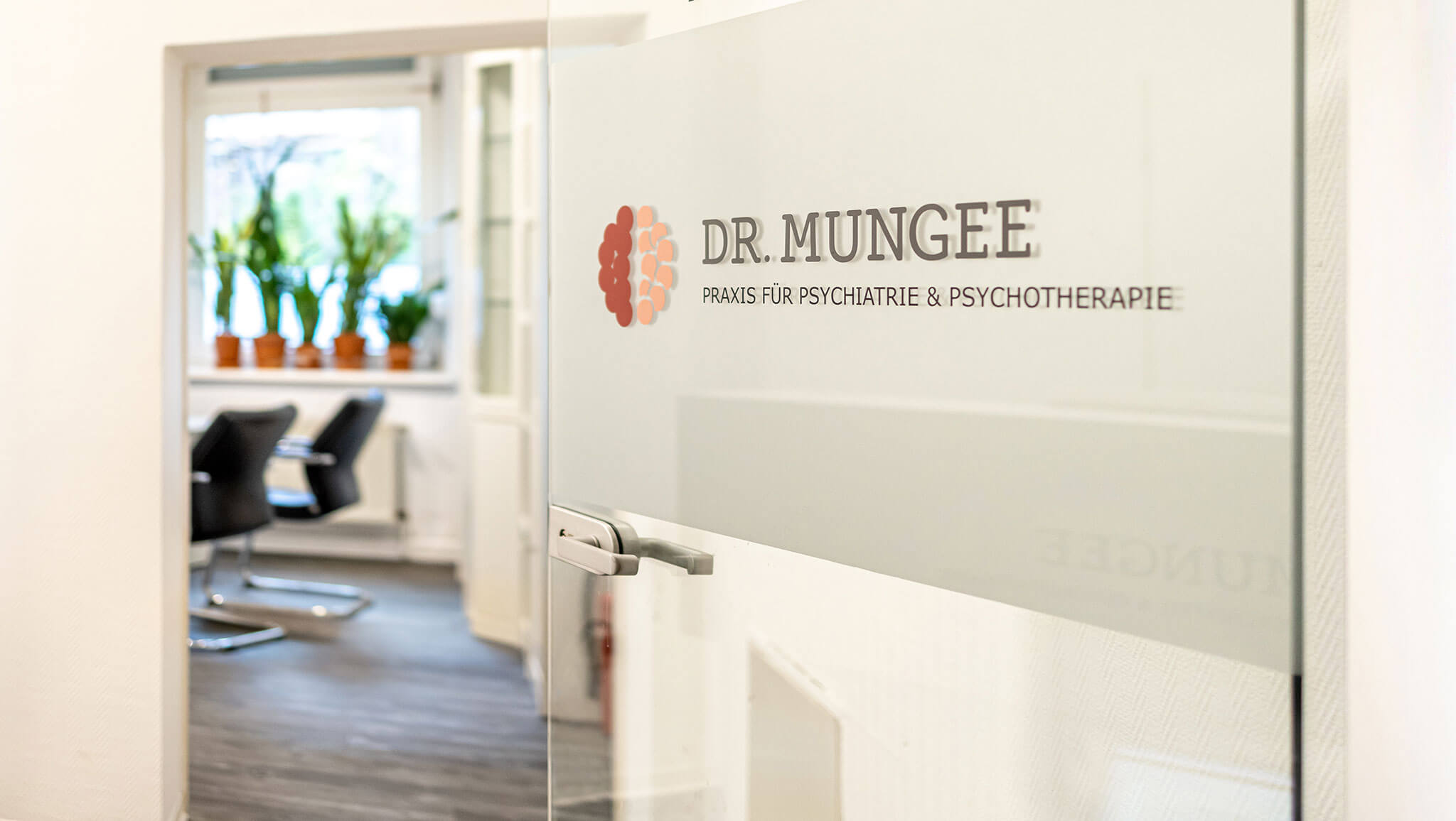 businessfotografie-praxis-berlin-eingang-psychotherapiepraxis